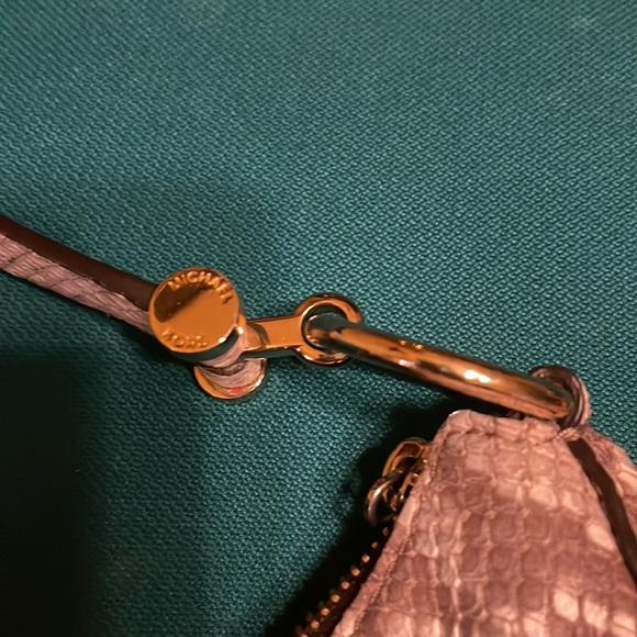 Snakeskin Michael Kors Shoulder Bag - Picture 5 of 13